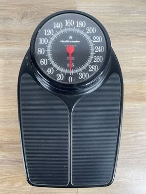 Health o meter Professional Mechanical Bathroom Scale - 330lb Capacity Analog